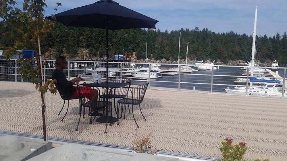 The Waterfront Suites And Marina Nanaimo Exteriör bild